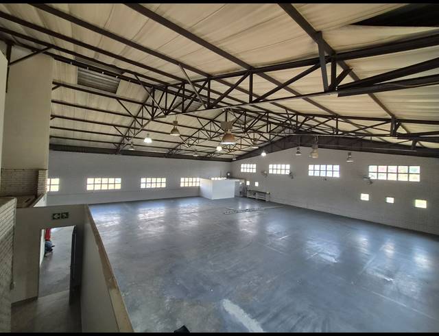 1,200M² WAREHOUSE TO LET IN KYALAMI